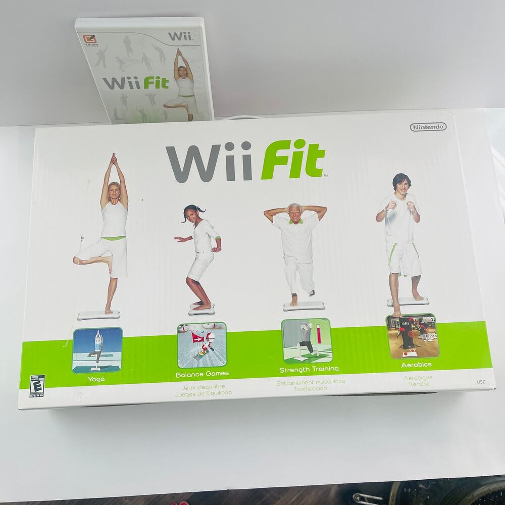 Nintendo Wii Fit Fitness Balance Board Bundle CIB Cover Risers + Wii Fit Game